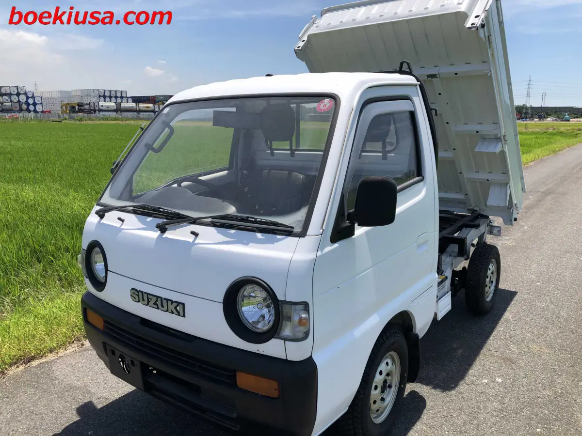 1991 Suzuki Carry Dump 4x4, a white Kei Truck, for sale at Boeki USA in Paterson, NJ (photo 2 of 20)