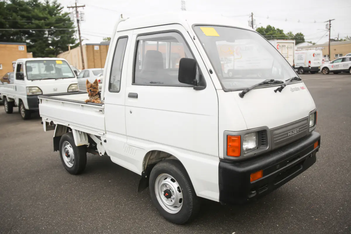 1992 Daihatsu Hijet Jumbo 4WD, a Kei Truck, for sale at Street Legal Mini Trucks in Philadelphia, PA (photo 1 of 20)