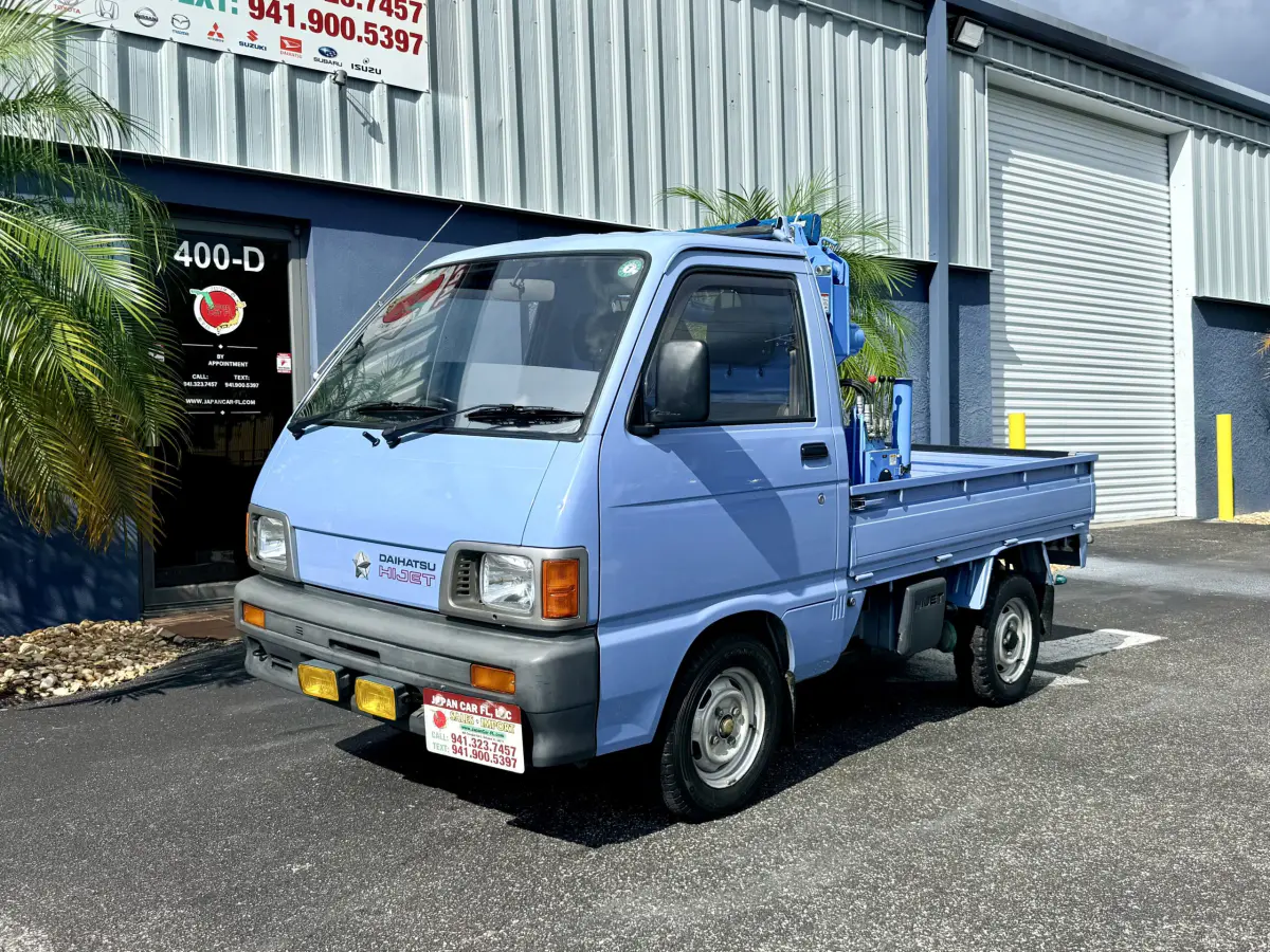 1992 Daihatsu HiJet Kei Truck with Crane, for sale at Japan Car FL in Oldsmar, FL (photo 1 of 19)