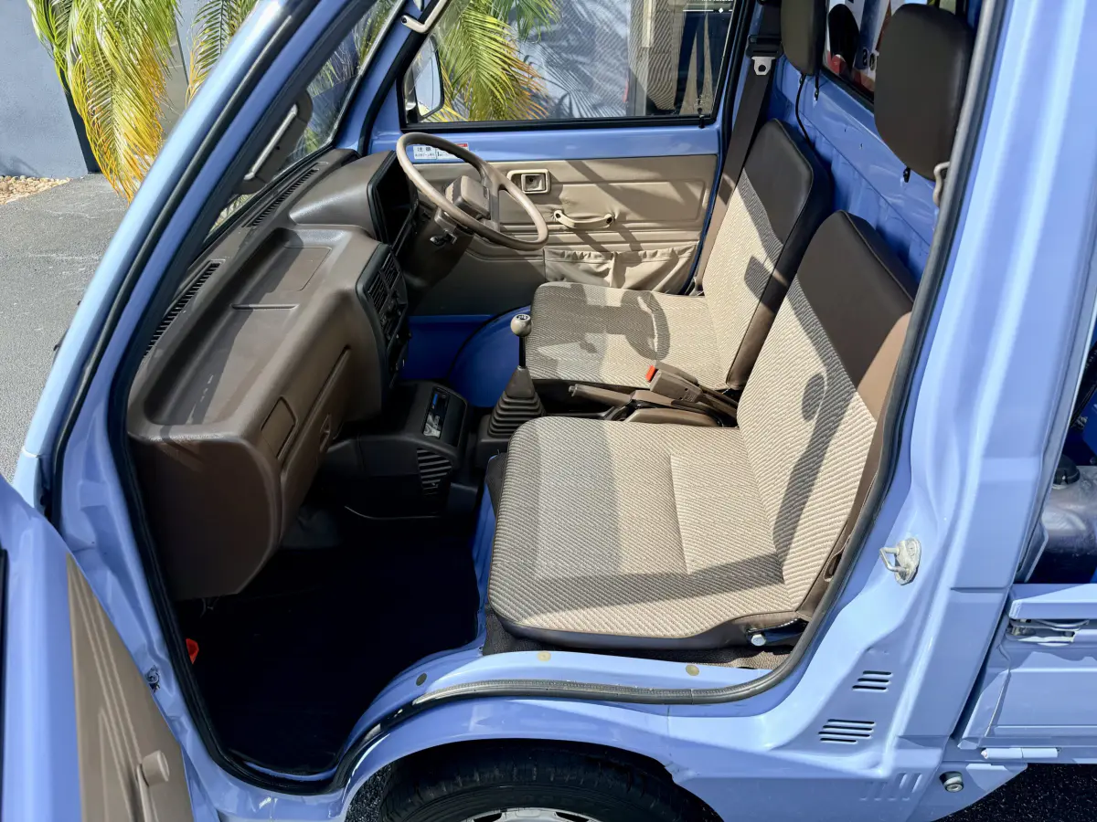 1992 Daihatsu HiJet Kei Truck with Crane, for sale at Japan Car FL in Oldsmar, FL (photo 19 of 19)