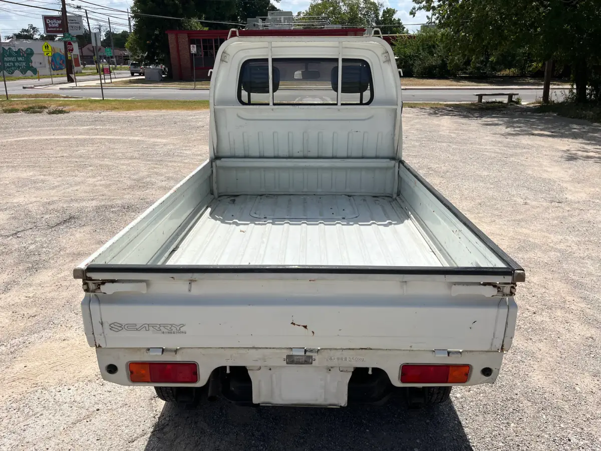 1992 Suzuki Carry, 4WD + AC, a Kei Truck, for sale at Sunshine Imports in Austin, TX (photo 8 of 10)