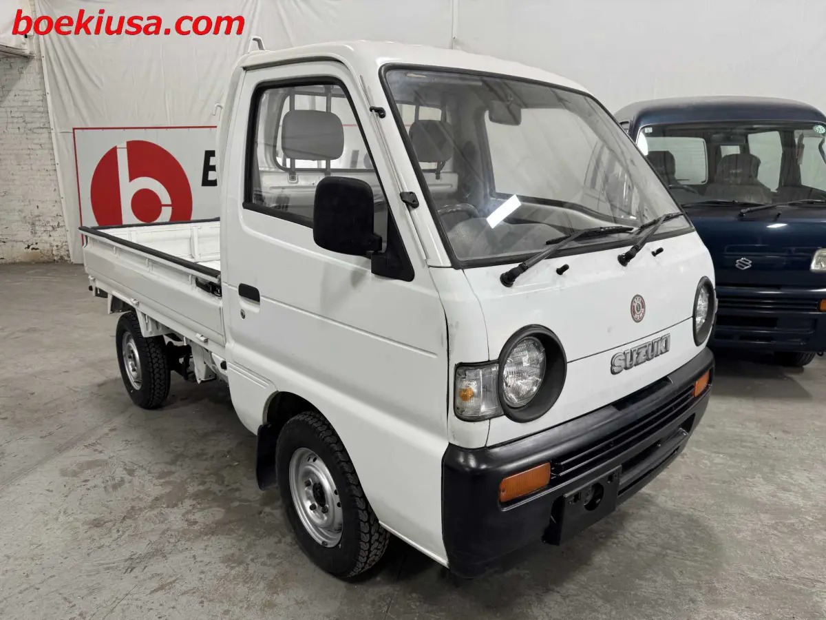 1992 Suzuki Carry 4x4, a white Kei Truck, for sale at Boeki USA in Paterson, NJ (photo 1 of 20)