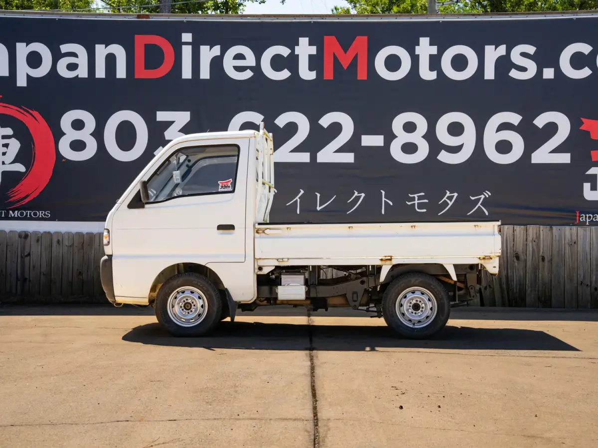 1992 Suzuki Carry, a white Kei Truck, for sale at Japan Direct Motors in Irmo, SC (photo 10 of 13)