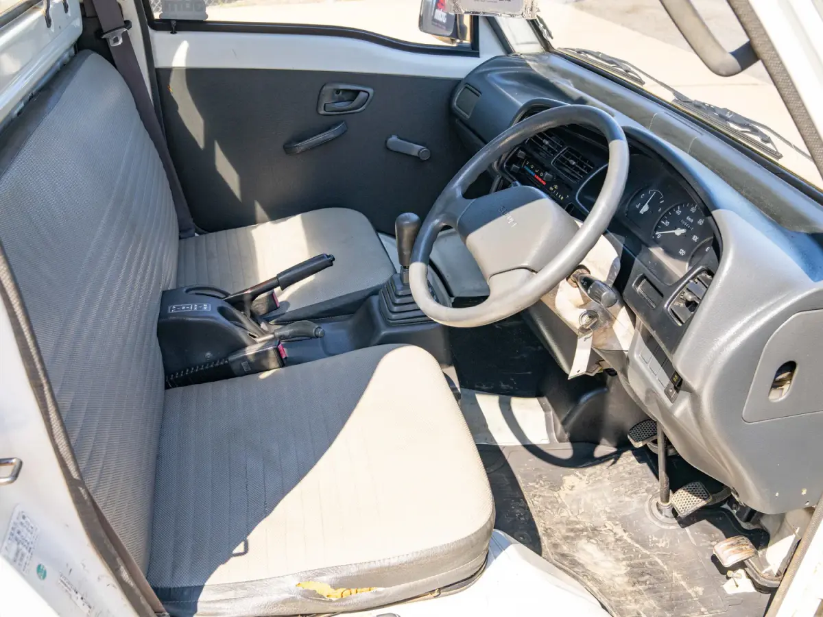1992 Suzuki Carry, a white Kei Truck, for sale at Japan Direct Motors in Irmo, SC (photo 12 of 13)