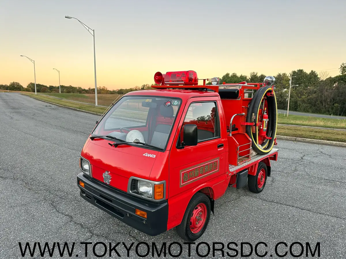 1993 Daihatsu Hijet Fire Truck 4WD, a Kei Truck, for sale at Tokyo Motors DC in Boyds, MD (photo 12 of 20)