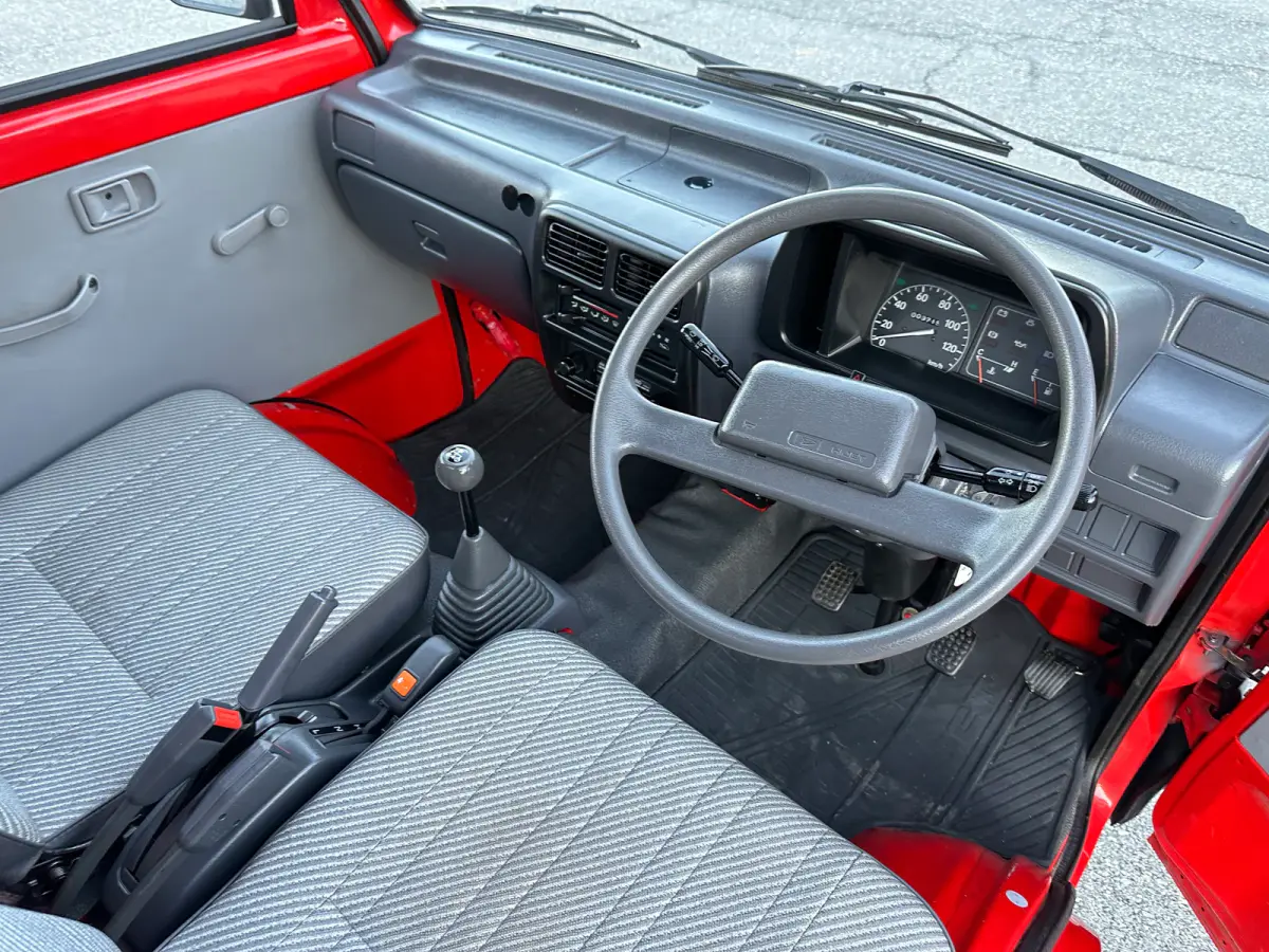 1993 Daihatsu Hijet Fire Truck 4WD, a Kei Truck, for sale at Tokyo Motors DC in Boyds, MD (photo 14 of 20)