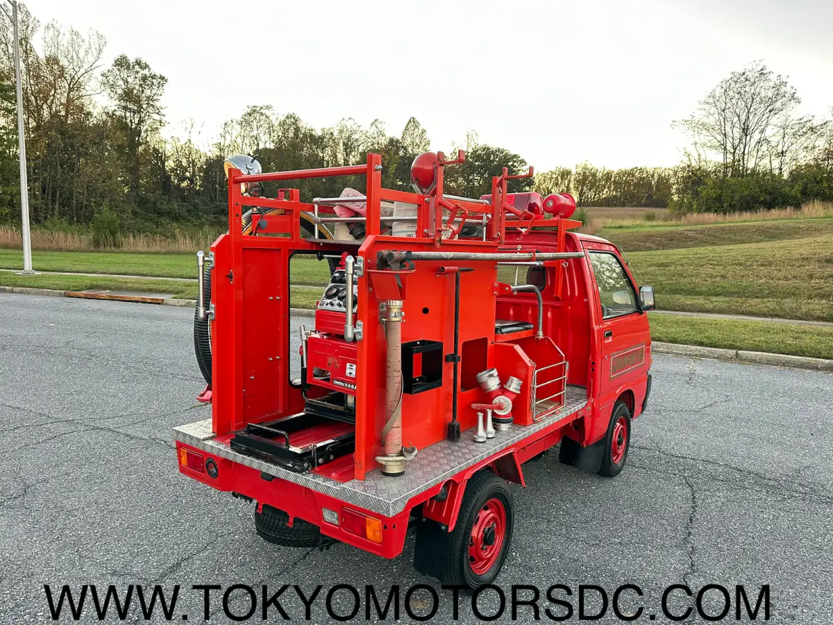 1993 Daihatsu Hijet Fire Truck 4WD, a Kei Truck, for sale at Tokyo Motors DC in Boyds, MD (photo 4 of 20)