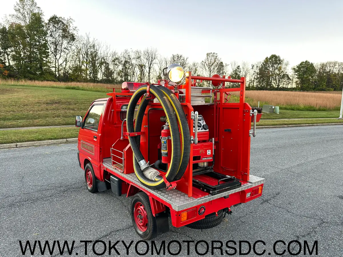 1993 Daihatsu Hijet Fire Truck 4WD, a Kei Truck, for sale at Tokyo Motors DC in Boyds, MD (photo 8 of 20)
