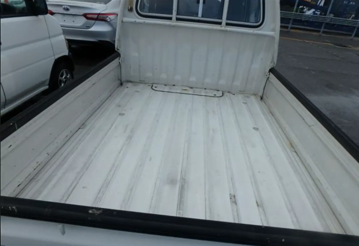1993 Daihatsu Hijet Jumbo 4WD, a Kei Truck, for sale at Street Legal Mini Trucks in Philadelphia, PA (photo 16 of 20)
