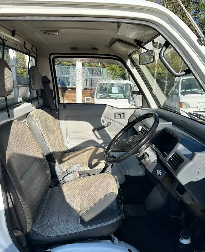 1993 Honda Acty Dump 4WD, a white Kei Truck, for sale at Mayberry Mini Trucks in Mount Airy, NC (photo 10 of 18)