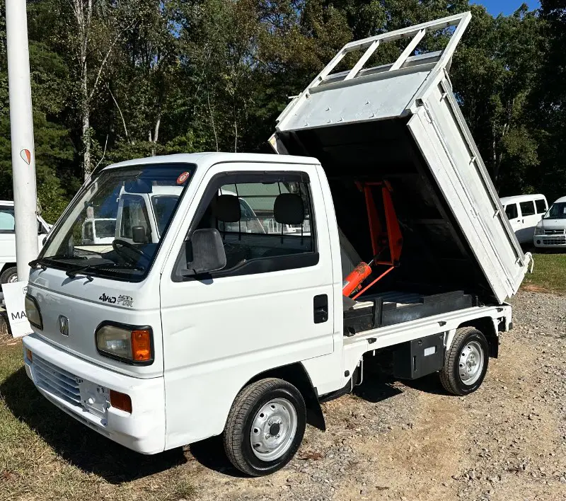 1993 Honda Acty Dump 4WD, a white Kei Truck, for sale at Mayberry Mini Trucks in Mount Airy, NC (photo 9 of 18)