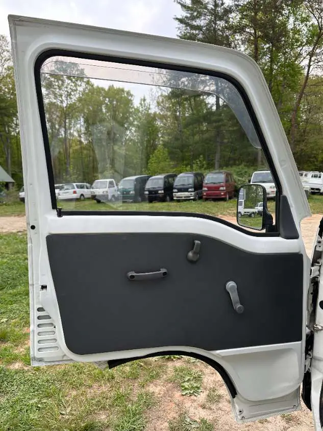 1993 Subaru Sambar 4WD, a white Kei Truck, for sale at Mayberry Mini Trucks in Mount Airy, NC (photo 15 of 20)