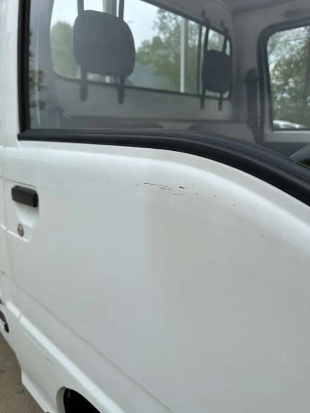 1993 Subaru Sambar 4WD, a white Kei Truck, for sale at Mayberry Mini Trucks in Mount Airy, NC (photo 19 of 20)