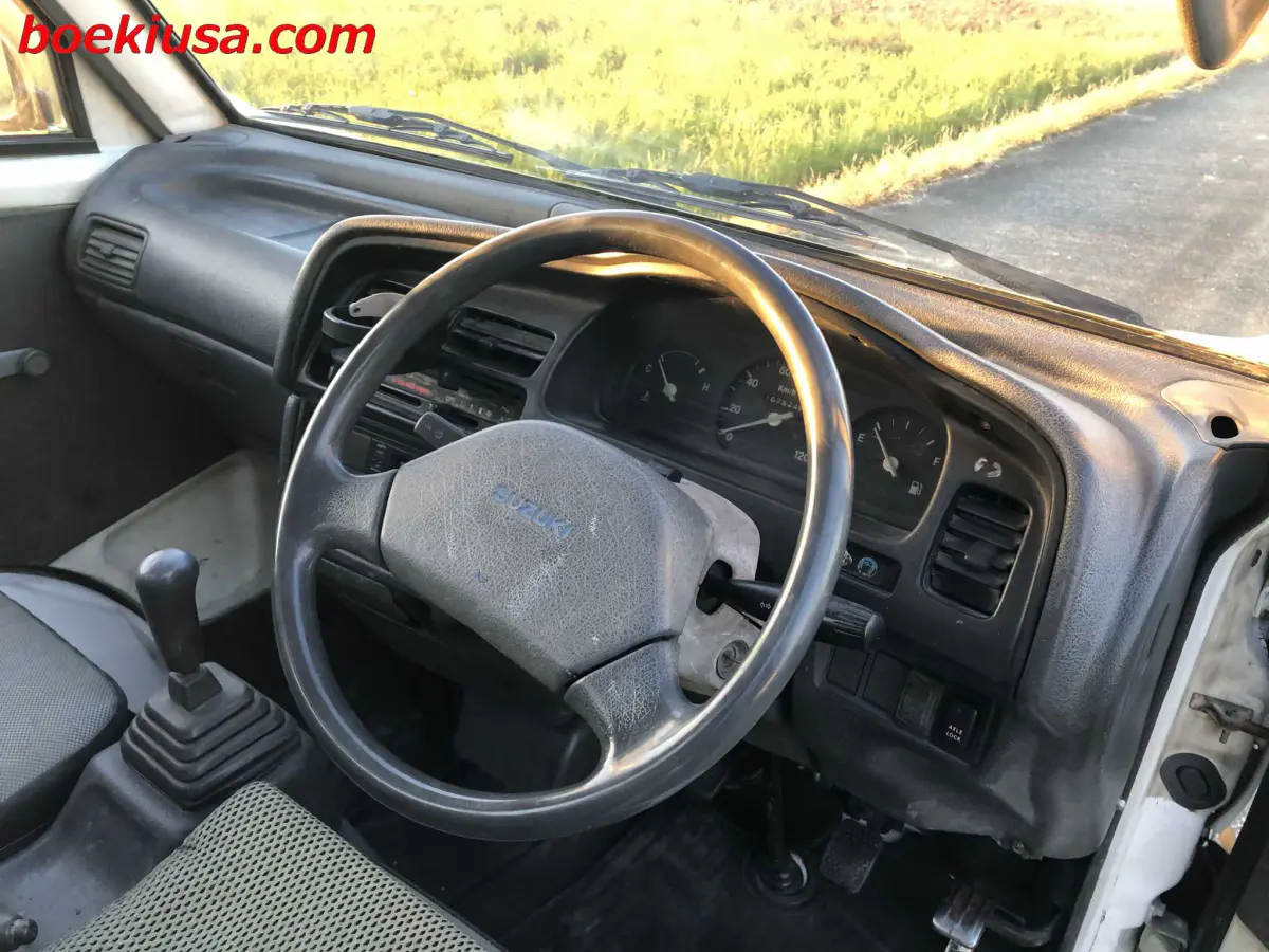 1993 Suzuki Carry Dump 4x4, a white Kei Truck, for sale at Boeki USA in Paterson, NJ (photo 11 of 20)