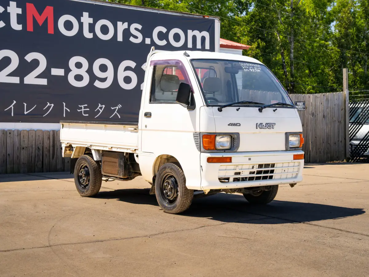 1994 Daihatsu Hijet 24k Miles, a white Kei Truck, for sale at Japan Direct Motors in Irmo, SC (photo 5 of 13)