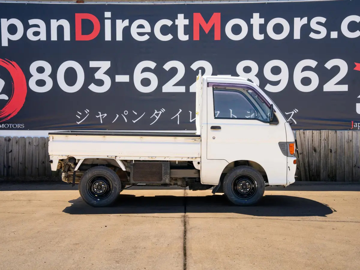 1994 Daihatsu Hijet 24k Miles, a white Kei Truck, for sale at Japan Direct Motors in Irmo, SC (photo 6 of 13)