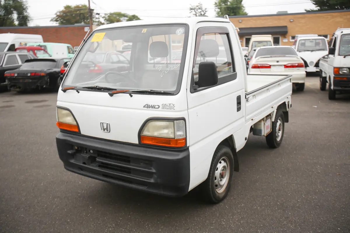 1994 Honda Acty 4WD, a Kei Truck, for sale at Street Legal Mini Trucks in Philadelphia, PA (photo 17 of 19)