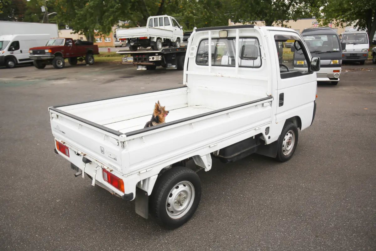 1994 Honda Acty 4WD, a Kei Truck, for sale at Street Legal Mini Trucks in Philadelphia, PA (photo 4 of 19)