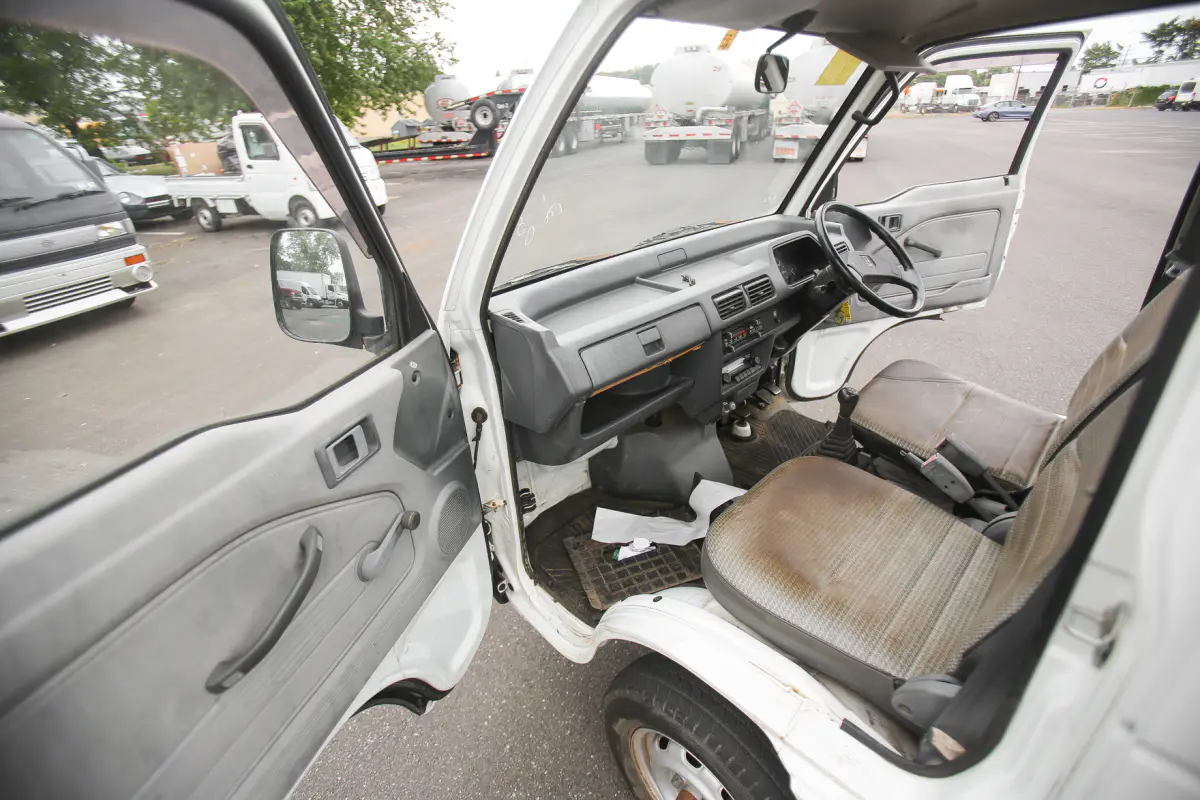 1994 Honda Acty 4WD, a Kei Truck, for sale at Street Legal Mini Trucks in Philadelphia, PA (photo 5 of 19)