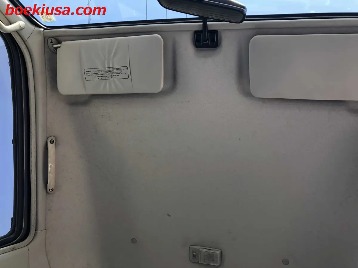1994 Honda Street Van 4x4, a gun metallic Kei Van, for sale at Boeki USA in Paterson, NJ (photo 12 of 20)