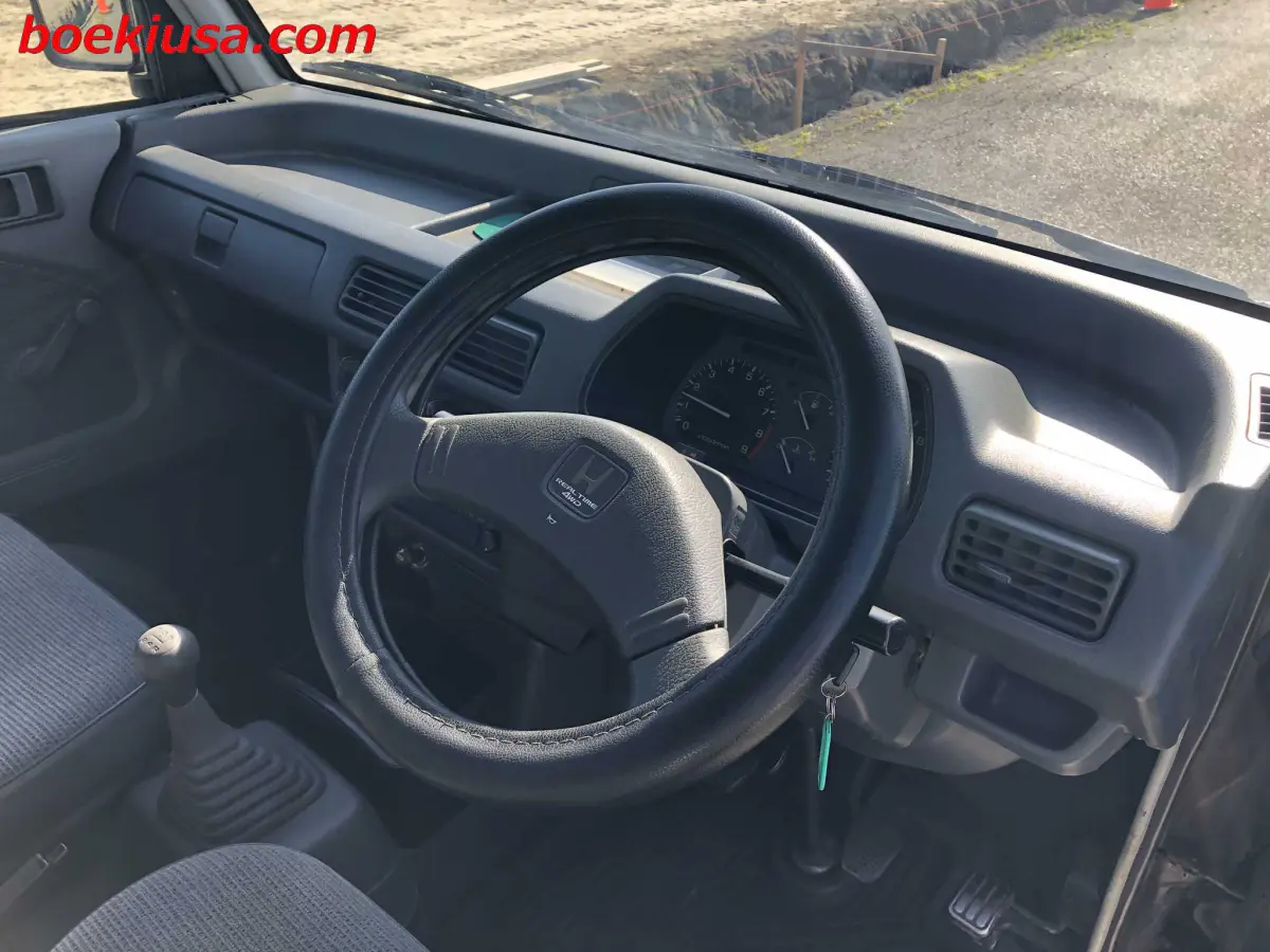 1994 Honda Street Van 4x4, a gun metallic Kei Van, for sale at Boeki USA in Paterson, NJ (photo 14 of 20)