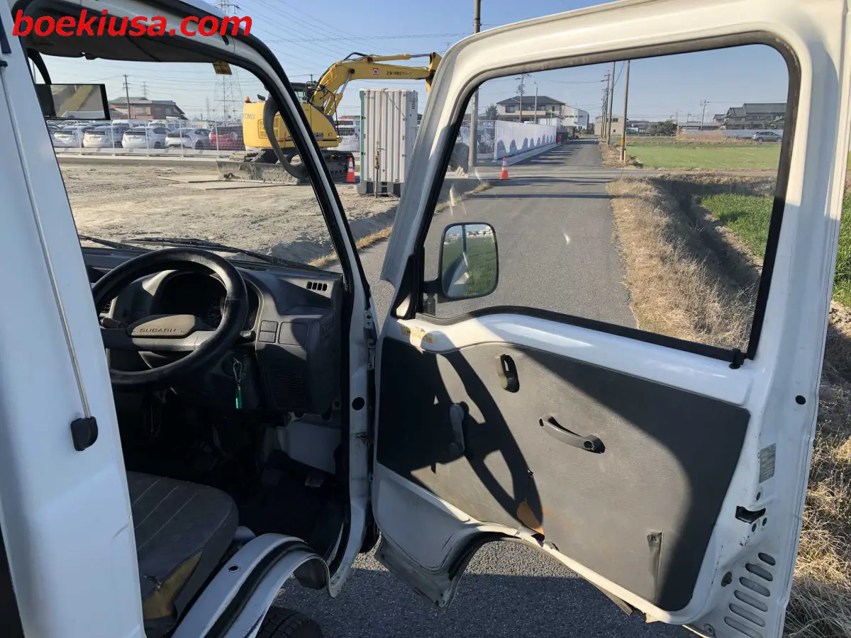 1994 Subaru Sambar 4x4, a white Kei Truck, for sale at Boeki USA in Paterson, NJ (photo 12 of 20)