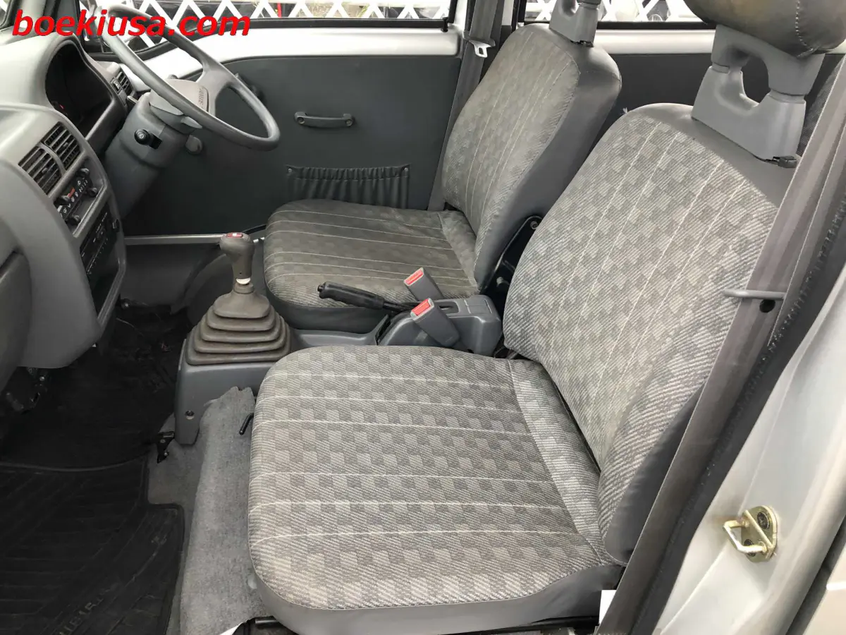 1994 Subaru Sambar Van 4x4, a silver Kei Van, for sale at Boeki USA in Paterson, NJ (photo 11 of 20)