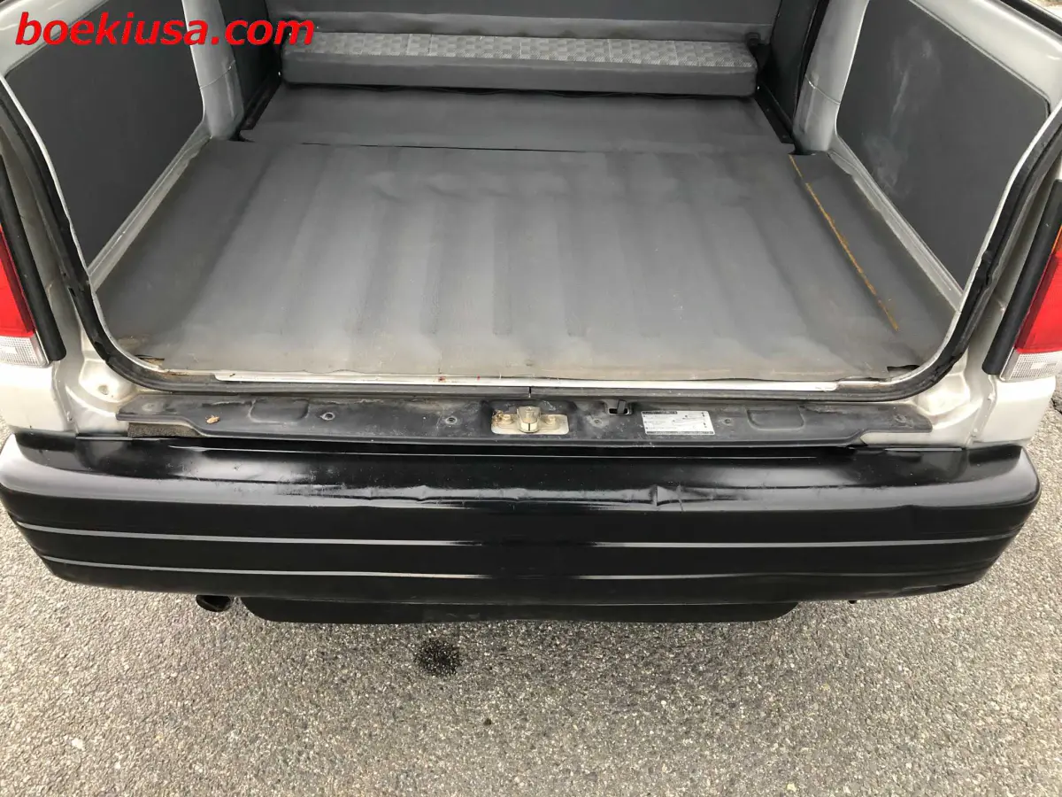1994 Subaru Sambar Van 4x4, a silver Kei Van, for sale at Boeki USA in Paterson, NJ (photo 6 of 20)