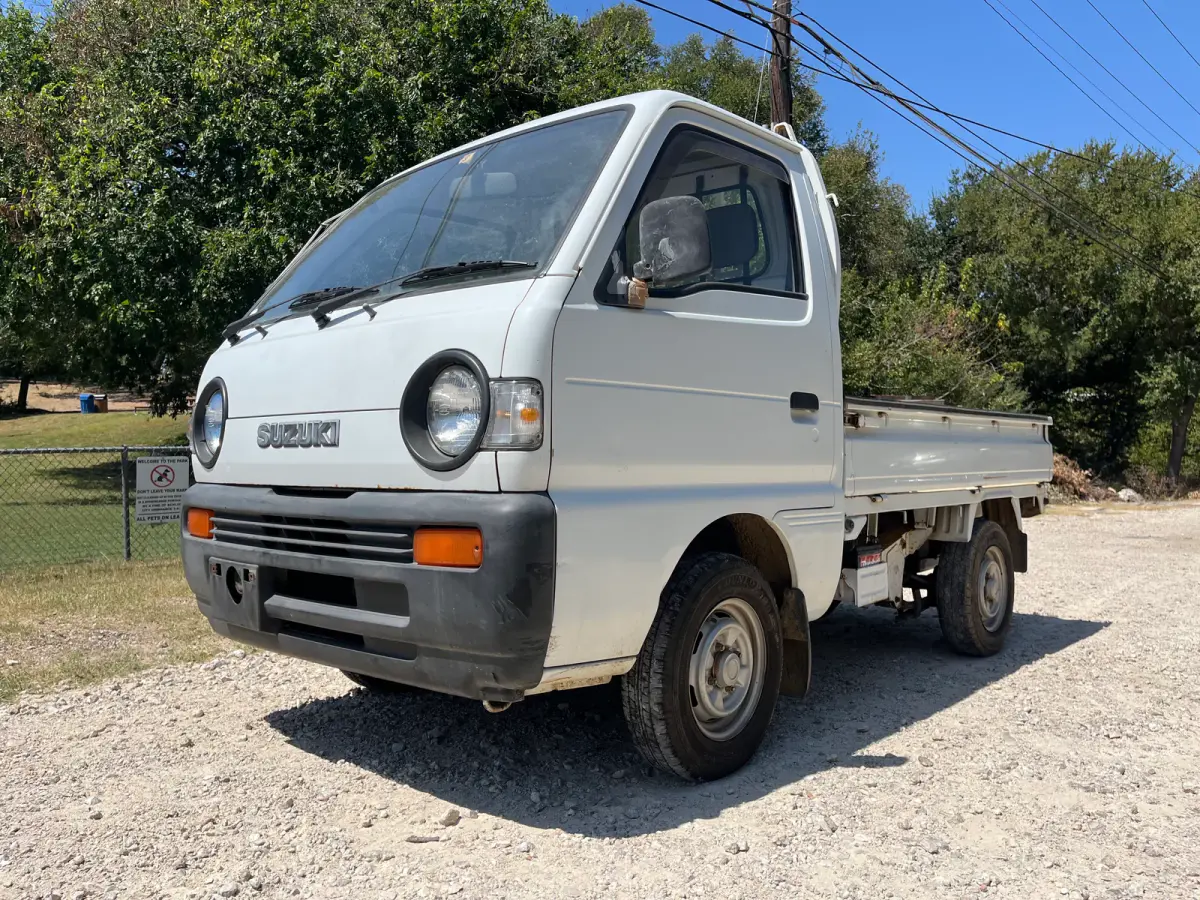 1994 Suzuki Carry, 4WD, a Kei Truck, for sale at Sunshine Imports in Austin, TX (photo 2 of 13)