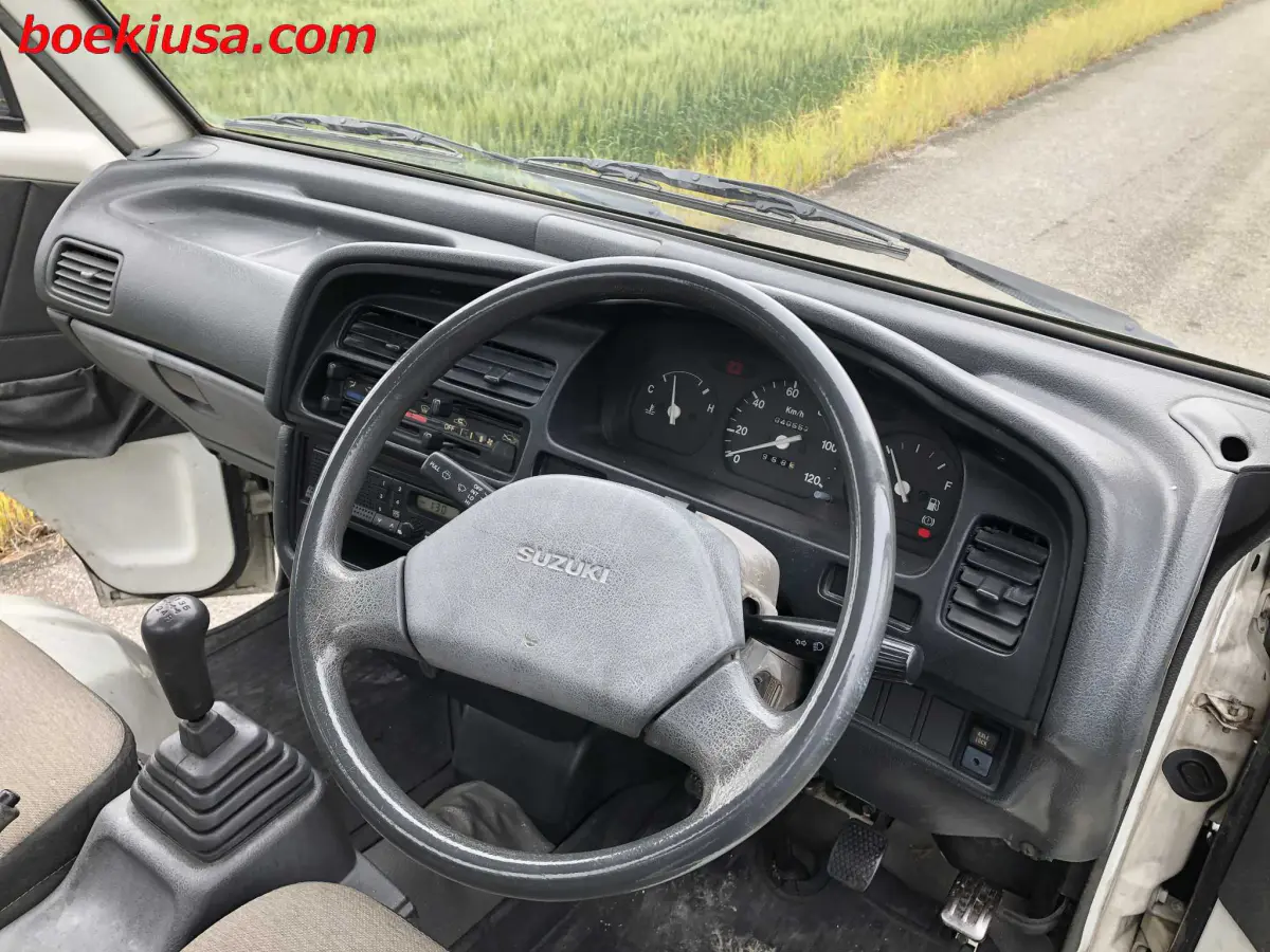1994 Suzuki Carry 4x4, a white Kei Truck, for sale at Boeki USA in Paterson, NJ (photo 13 of 20)