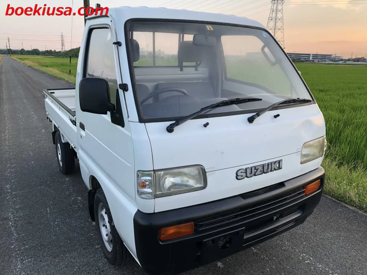 1994 Suzuki Carry 4x4, a white Kei Truck, for sale at Boeki USA in Paterson, NJ (photo 1 of 20)
