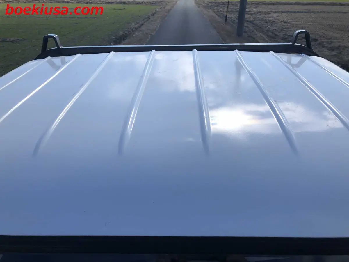 1994 Suzuki Carry 4x4, a white Kei Truck, for sale at Boeki USA in Paterson, NJ (photo 19 of 20)