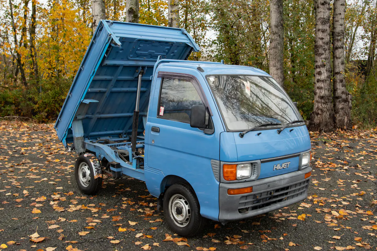 1995 Daihatsu Hijet Climber Dump, a Kei Truck, for sale at The Import Guys in Ferndale, WA (photo 3 of 12)