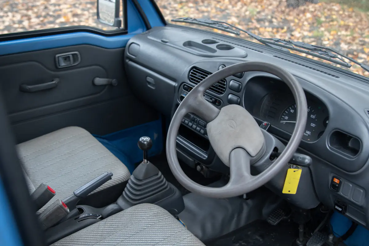 1995 Daihatsu Hijet Climber Dump, a Kei Truck, for sale at The Import Guys in Ferndale, WA (photo 9 of 12)