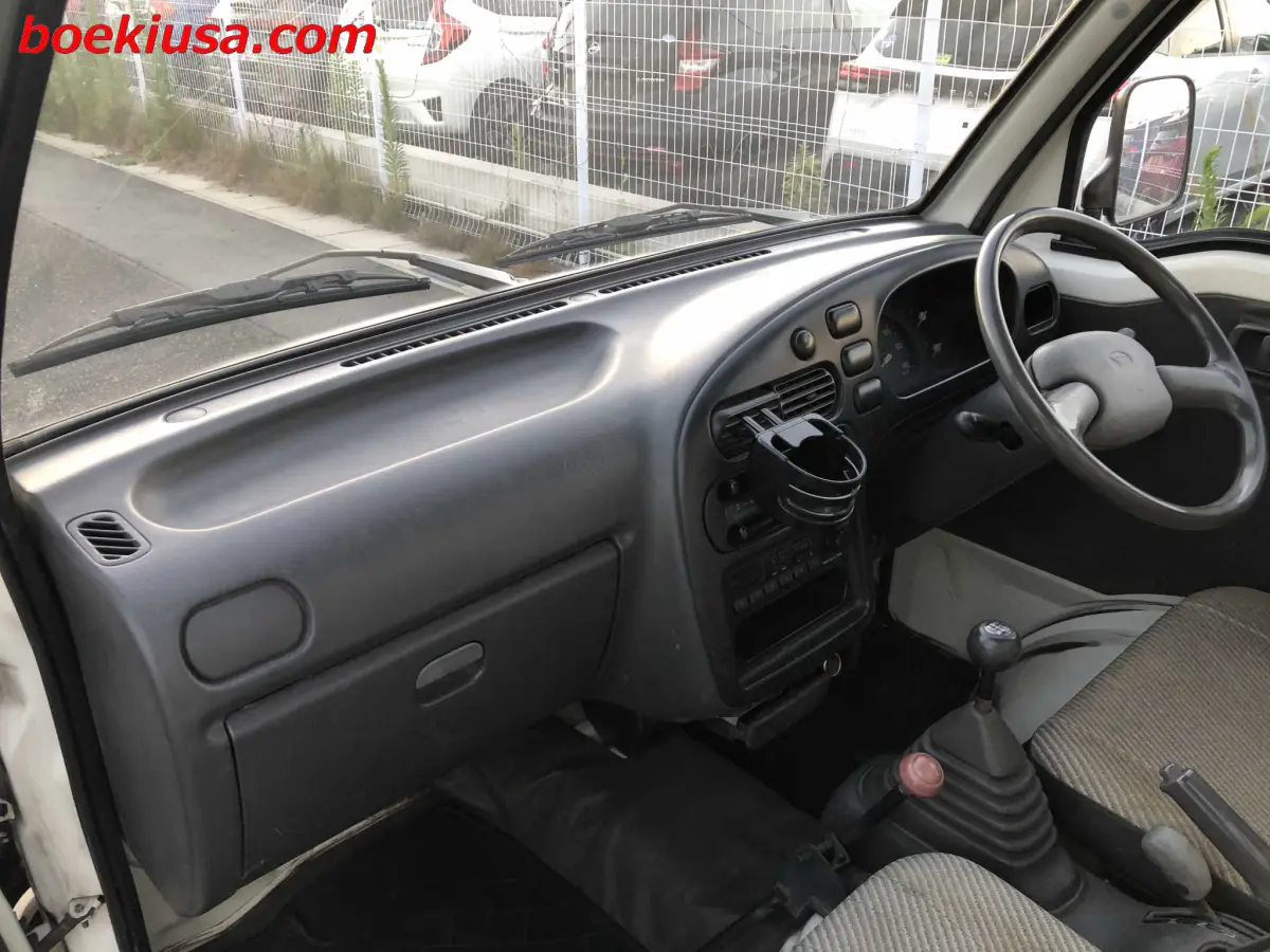 1995 Daihatsu Hijet Dump 4x4, a white Kei Truck, for sale at Boeki USA in Paterson, NJ (photo 9 of 20)