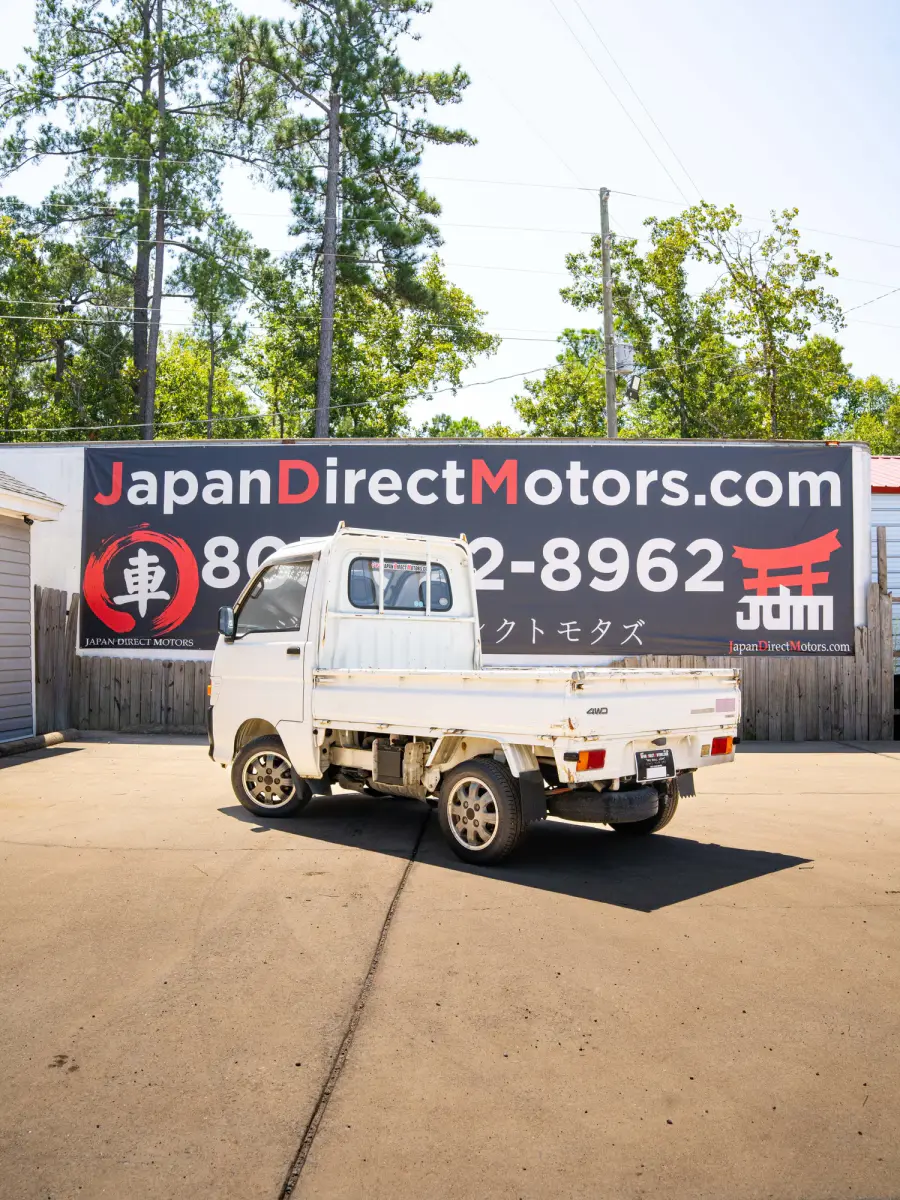 1995 Daihatsu Hijet With Diff Lock, a white Kei Truck, for sale at Japan Direct Motors in Irmo, SC (photo 2 of 13)