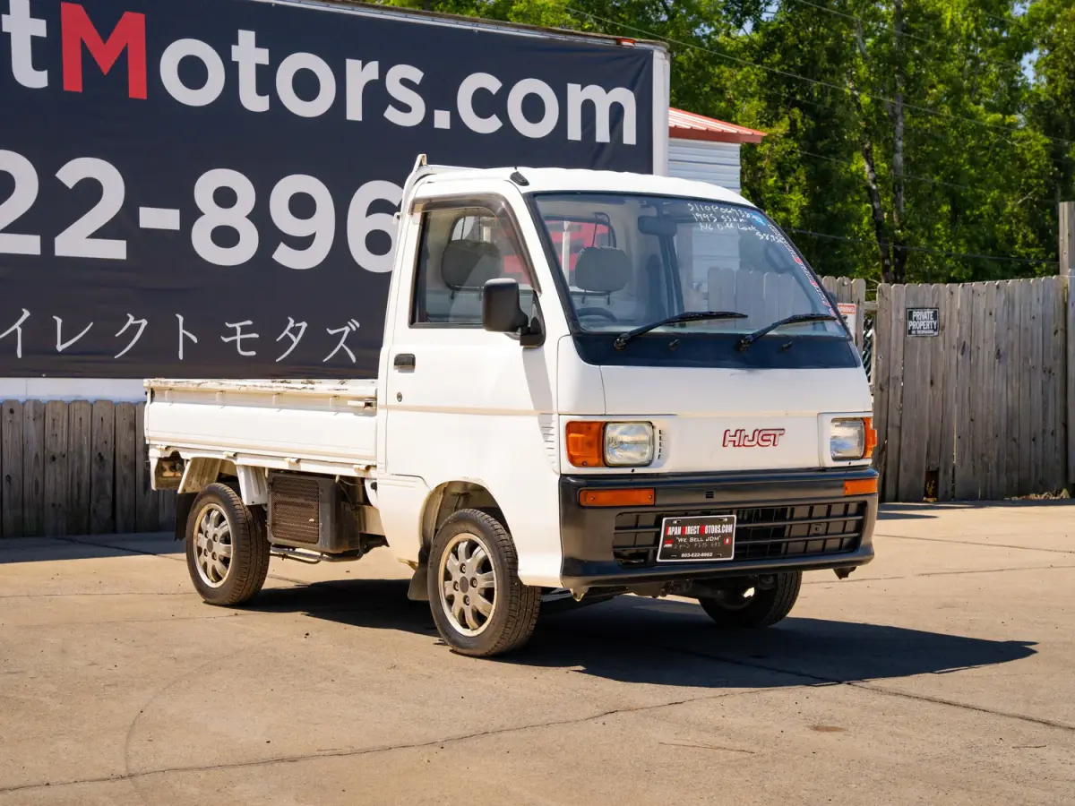 1995 Daihatsu Hijet With Diff Lock, a white Kei Truck, for sale at Japan Direct Motors in Irmo, SC (photo 5 of 13)