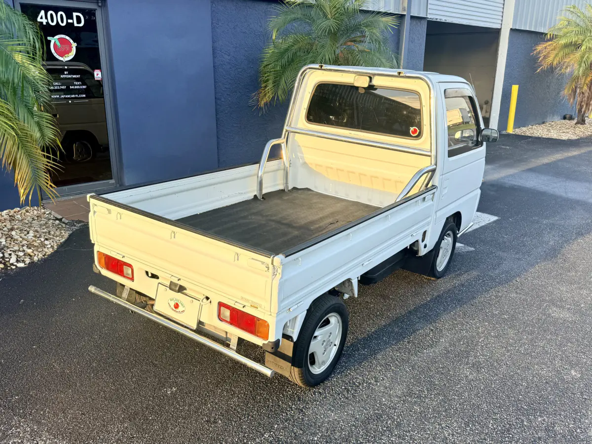 1995 Honda Acty Kei Truck 4WD, for sale at Japan Car FL in Oldsmar, FL (photo 9 of 17)