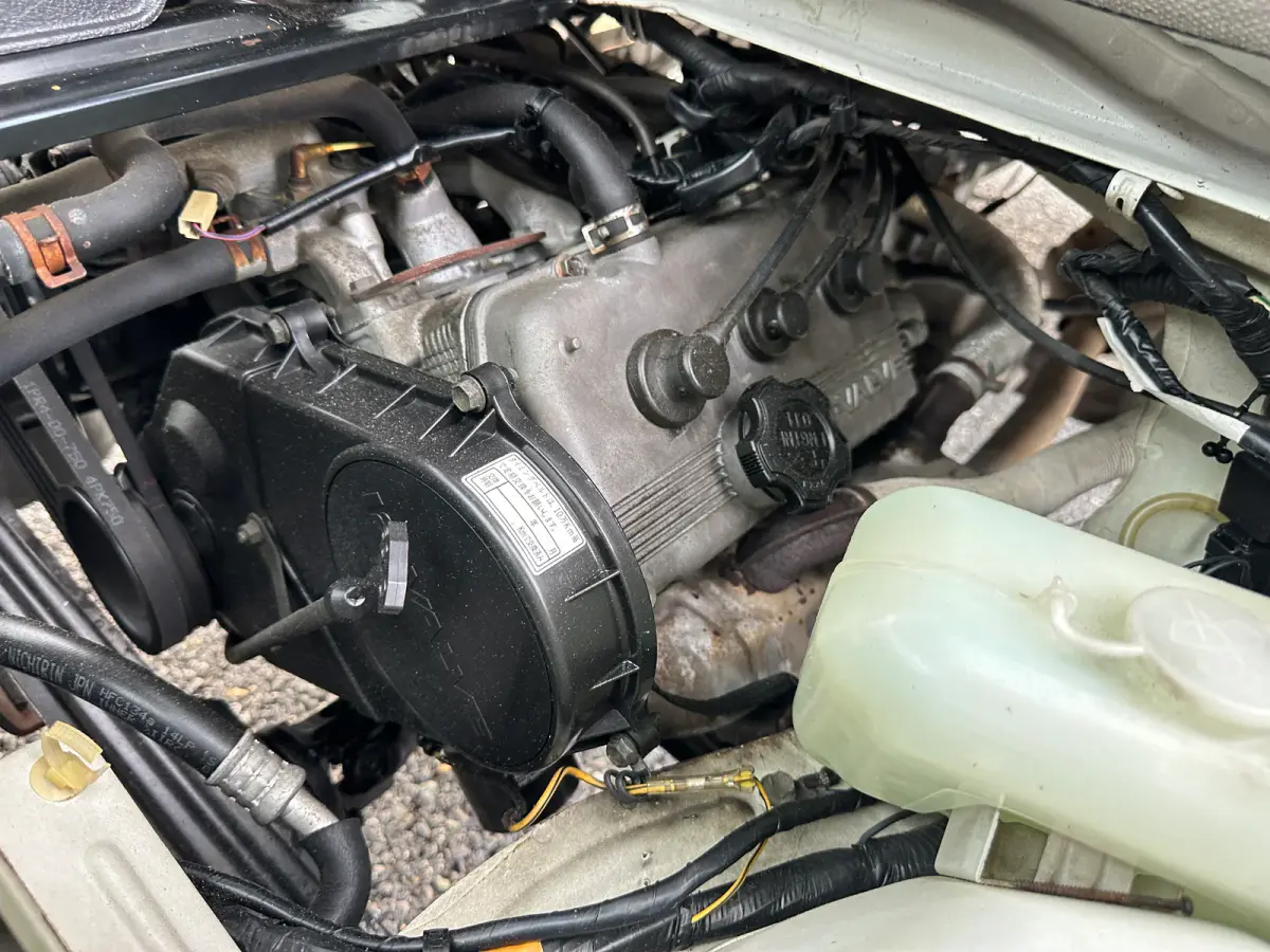 1995 Mazda Autozam Scrum 4WD, a Kei Truck, for sale at Tokyo Motors DC in Boyds, MD (photo 14 of 15)