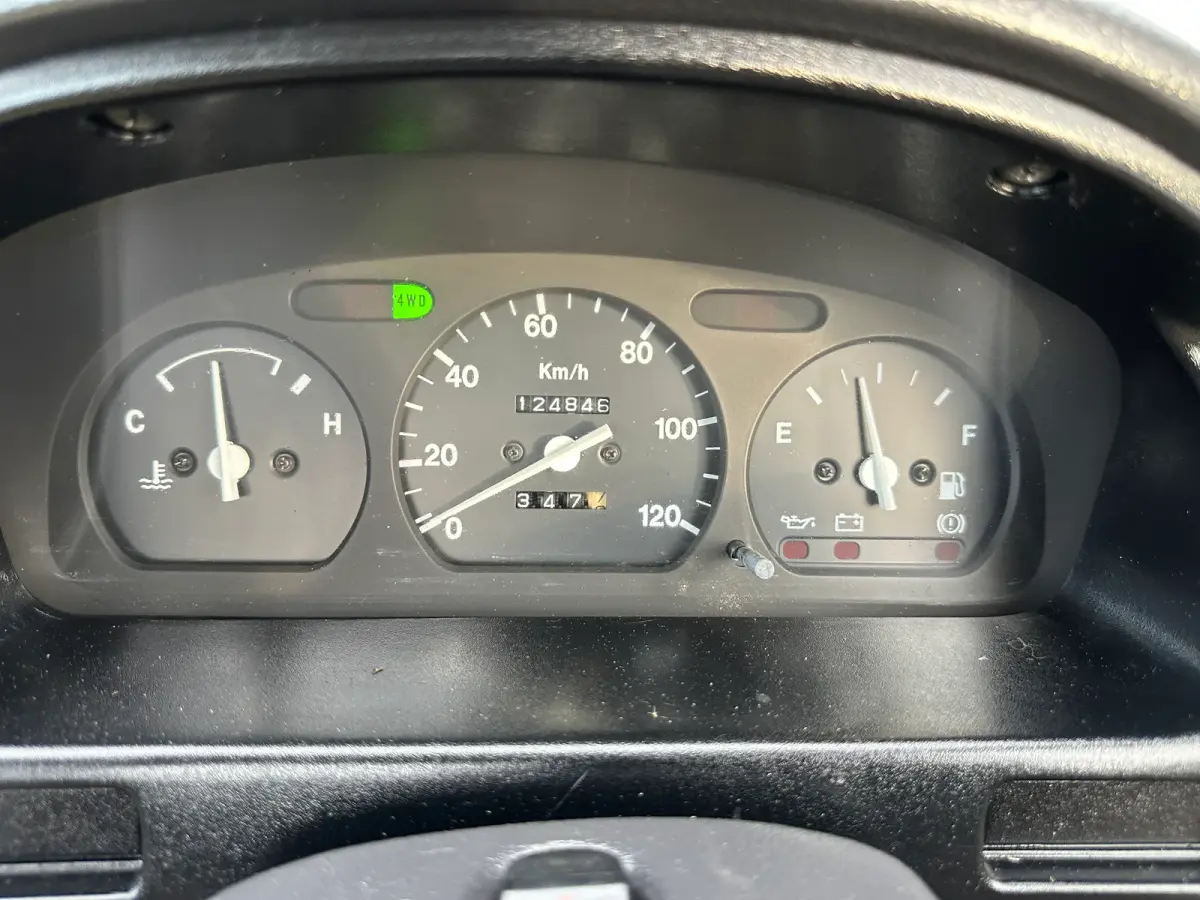 1995 Mazda Autozam Scrum 4WD, a Kei Truck, for sale at Tokyo Motors DC in Boyds, MD (photo 15 of 15)
