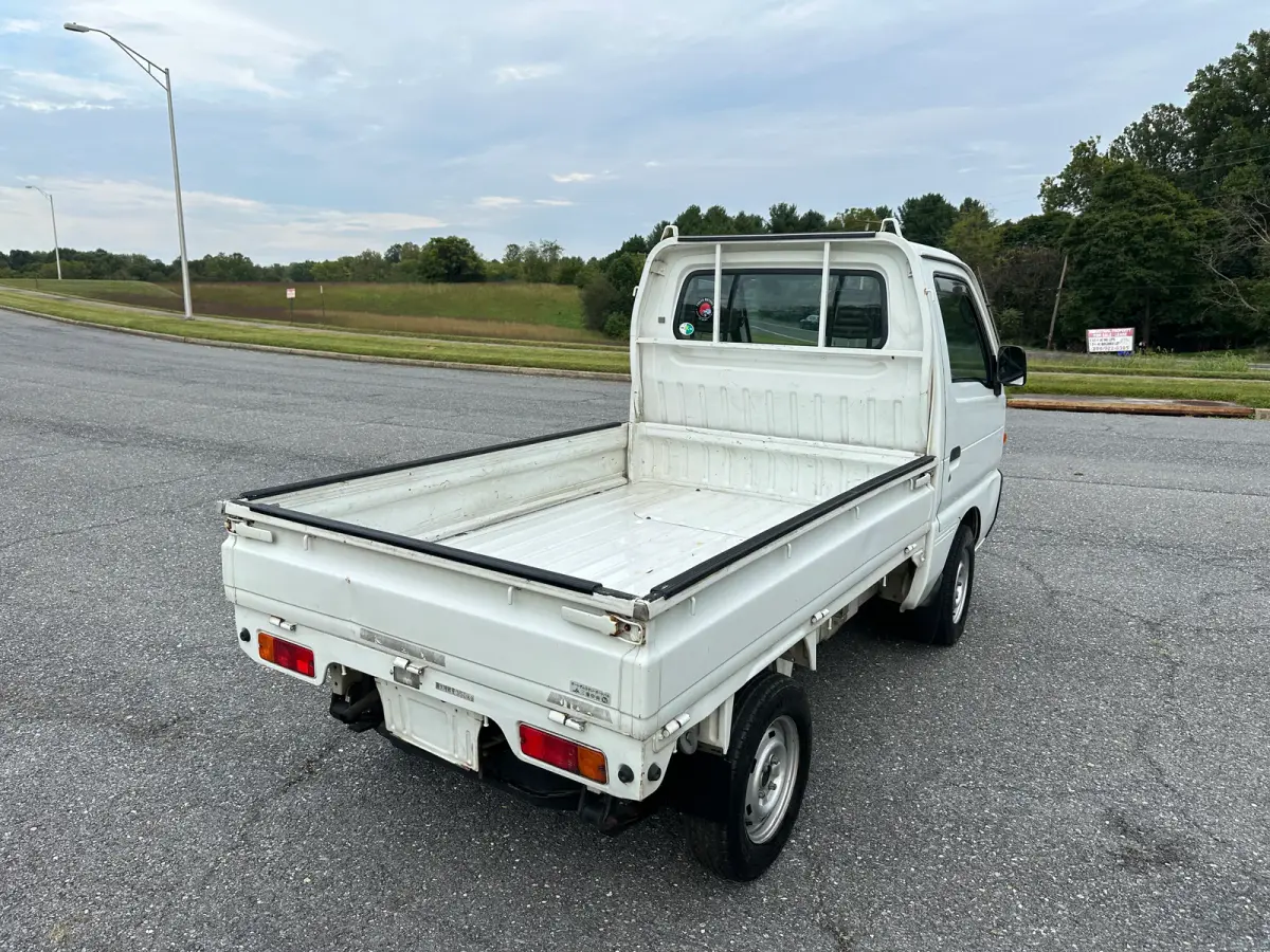 1995 Mazda Autozam Scrum 4WD, a Kei Truck, for sale at Tokyo Motors DC in Boyds, MD (photo 8 of 15)