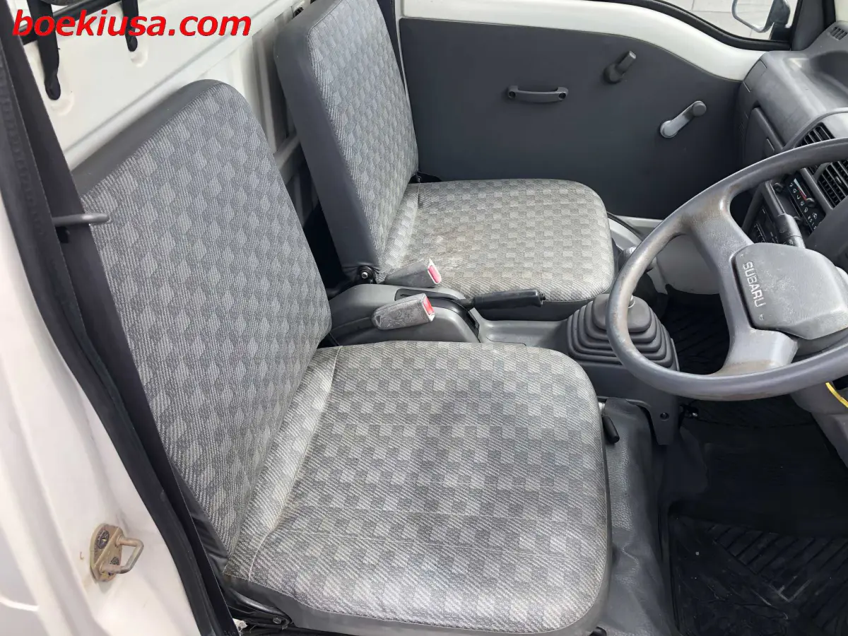 1995 Subaru Sambar 4x4, a white Kei Truck, for sale at Boeki USA in Paterson, NJ (photo 14 of 20)