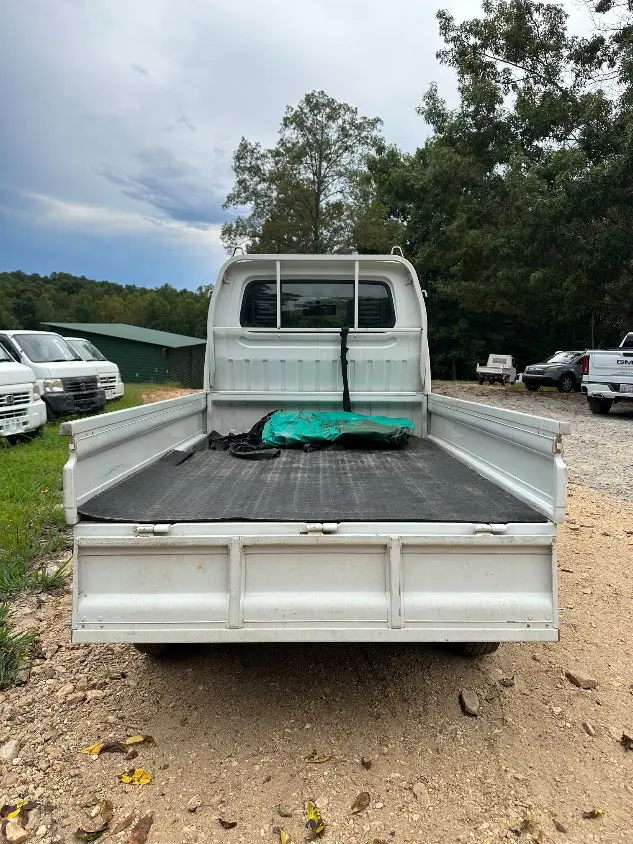 1995 Suzuki Carry 4WD, a white Kei Truck, for sale at Mayberry Mini Trucks in Mount Airy, NC (photo 9 of 20)