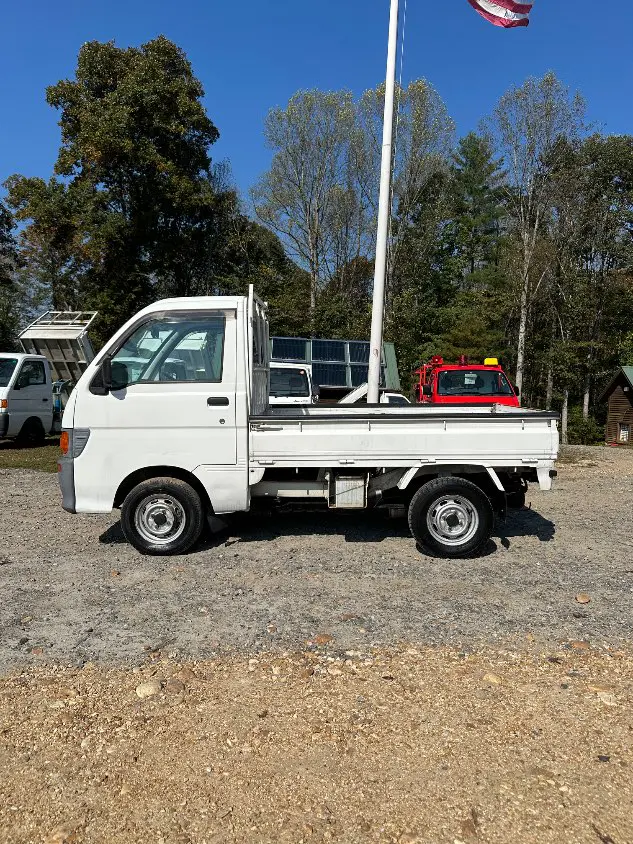 1996 Daihatsu Hijet, a white Kei Truck, for sale at Mayberry Mini Trucks in Mount Airy, NC (photo 13 of 20)