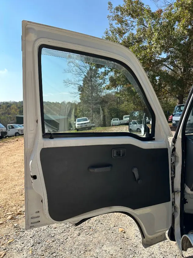 1996 Daihatsu Hijet, a white Kei Truck, for sale at Mayberry Mini Trucks in Mount Airy, NC (photo 14 of 20)