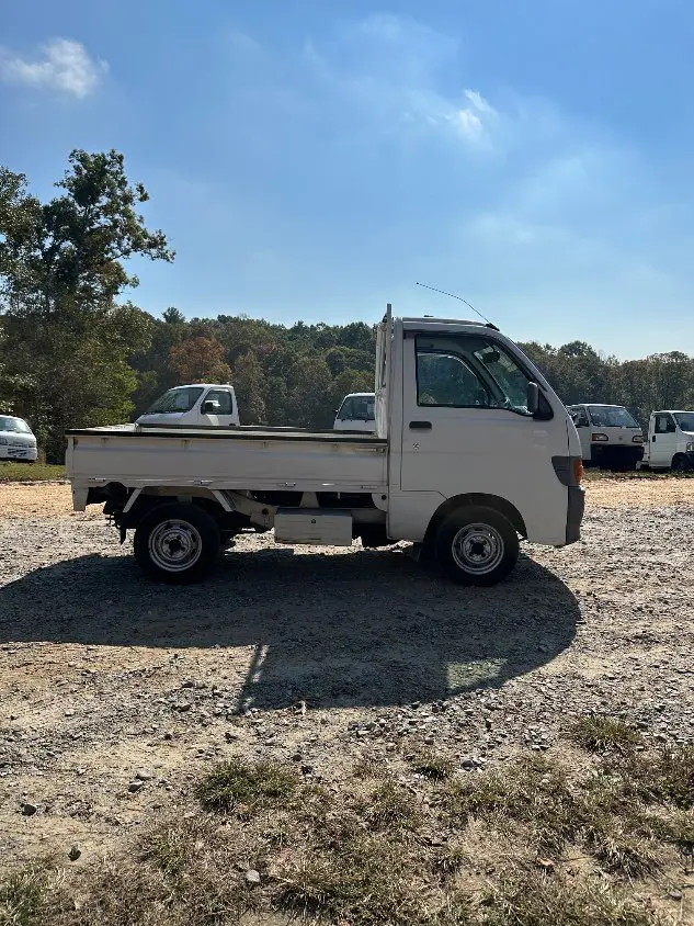 1996 Daihatsu Hijet, a white Kei Truck, for sale at Mayberry Mini Trucks in Mount Airy, NC (photo 6 of 20)