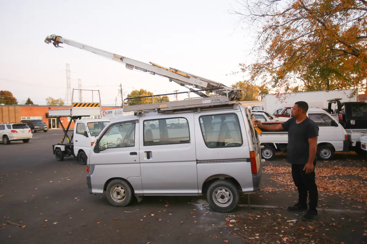1996 Daihatsu Hijet Van, a Kei Van, for sale at Street Legal Mini Trucks in Philadelphia, PA (photo 5 of 20)