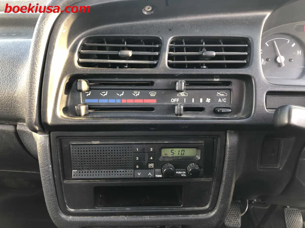 1996 Mazda Scrum 4x4, a white Kei Truck, for sale at Boeki USA in Paterson, NJ (photo 16 of 20)