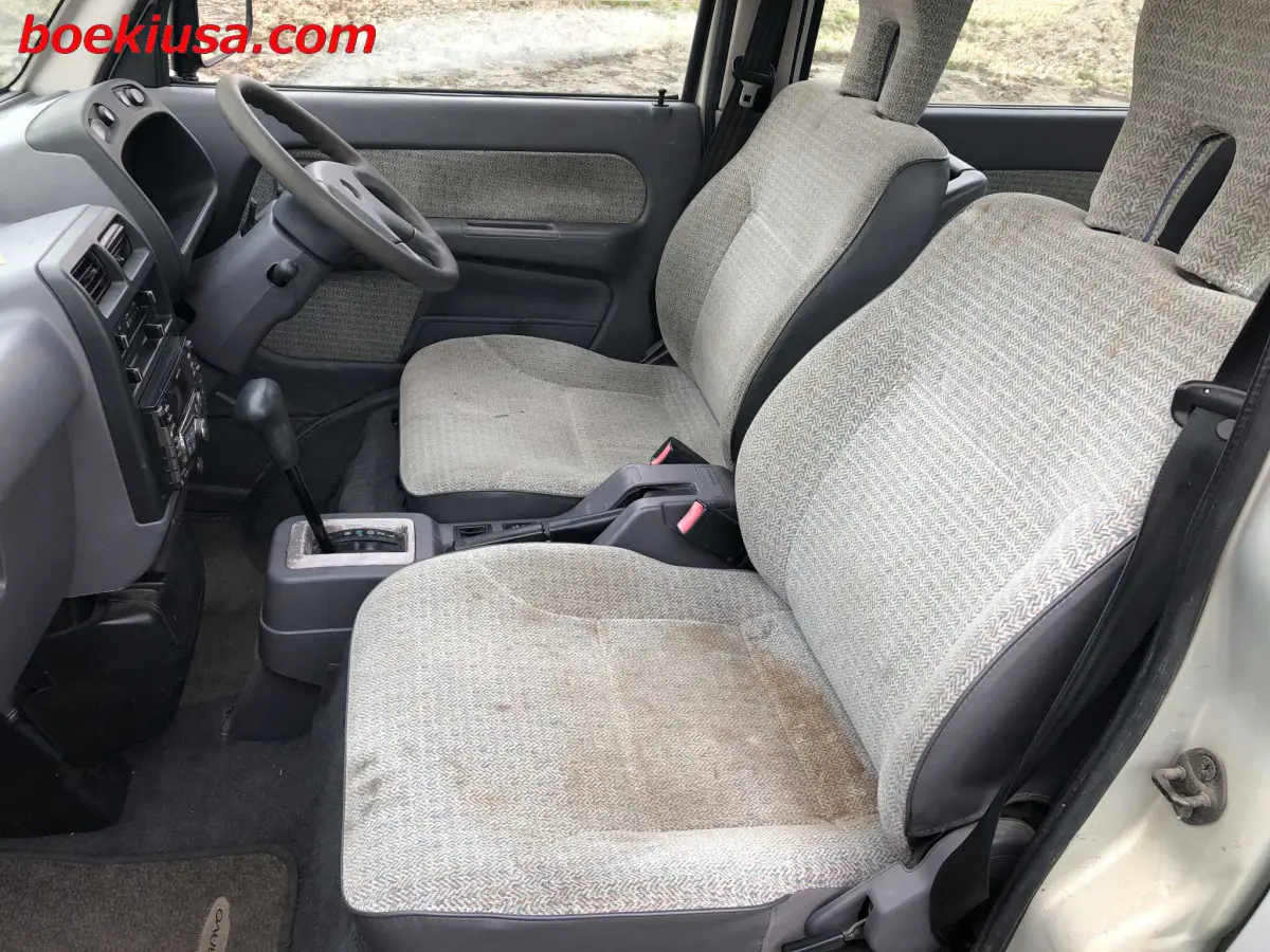 1996 Mitsubishi Bravo Van 4x4, a silver Kei Van, for sale at Boeki USA in Paterson, NJ (photo 11 of 20)