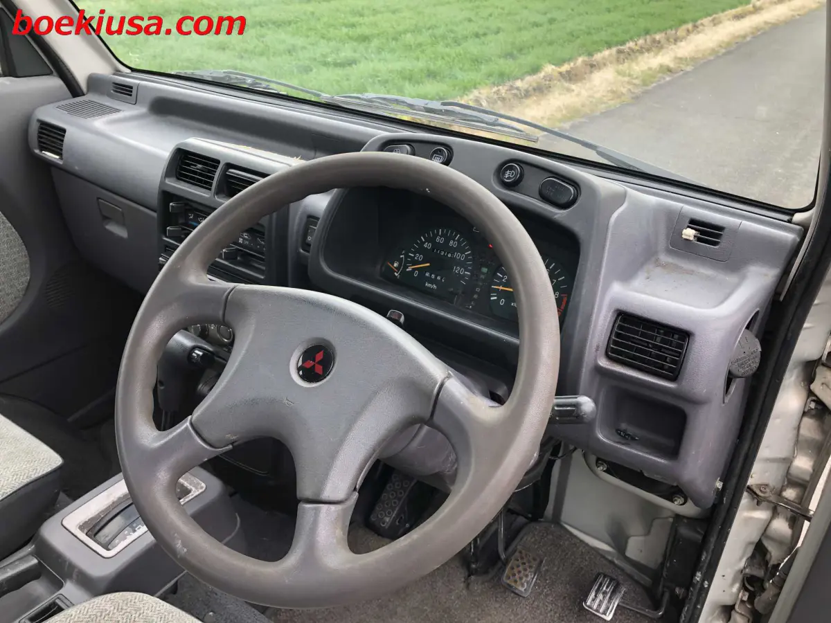 1996 Mitsubishi Bravo Van 4x4, a silver Kei Van, for sale at Boeki USA in Paterson, NJ (photo 14 of 20)